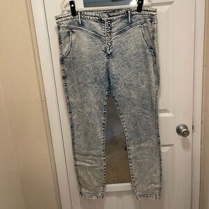 Wild Fable retro acid wash style jeans sz 18